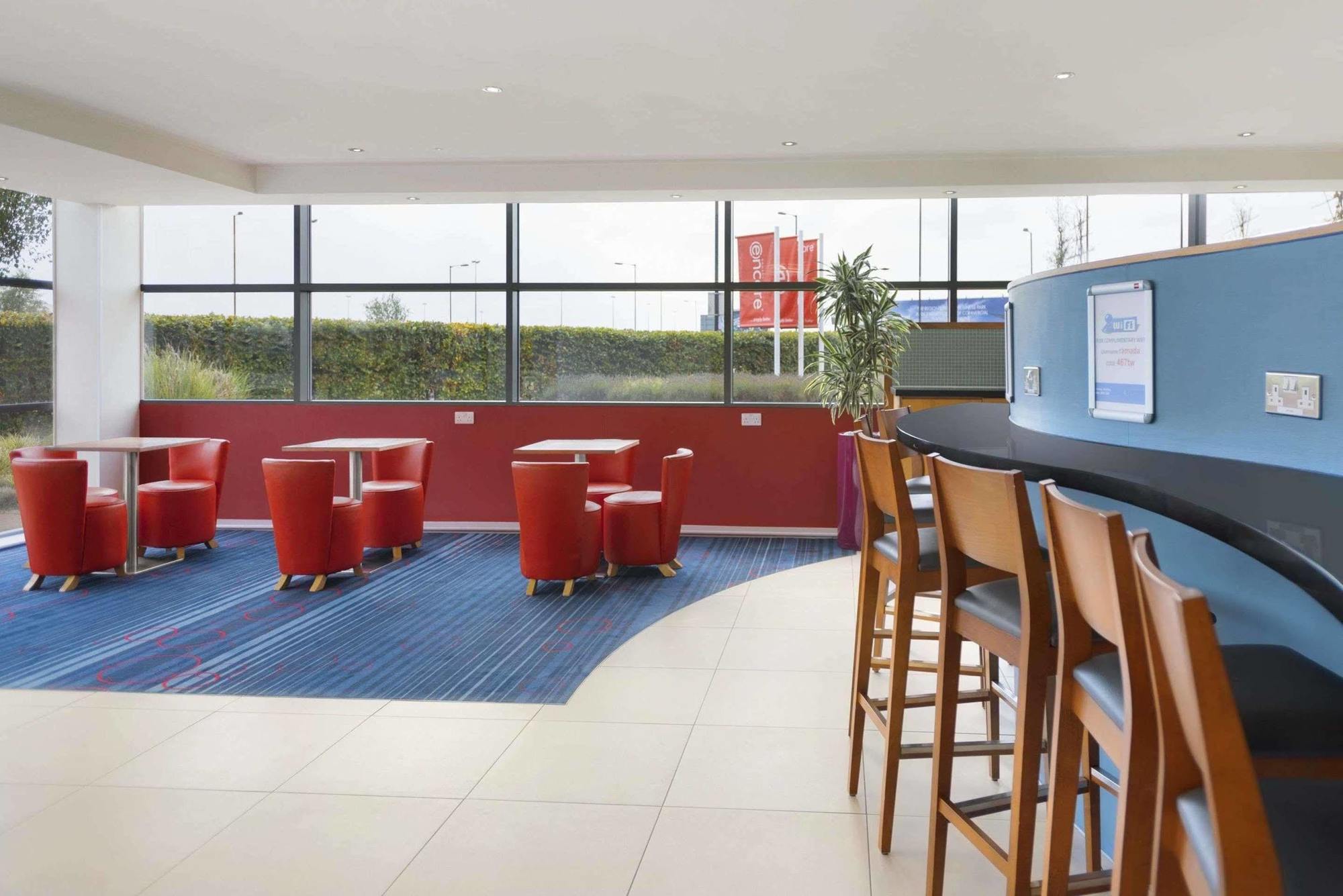 Ramada Encore Doncaster Extérieur photo